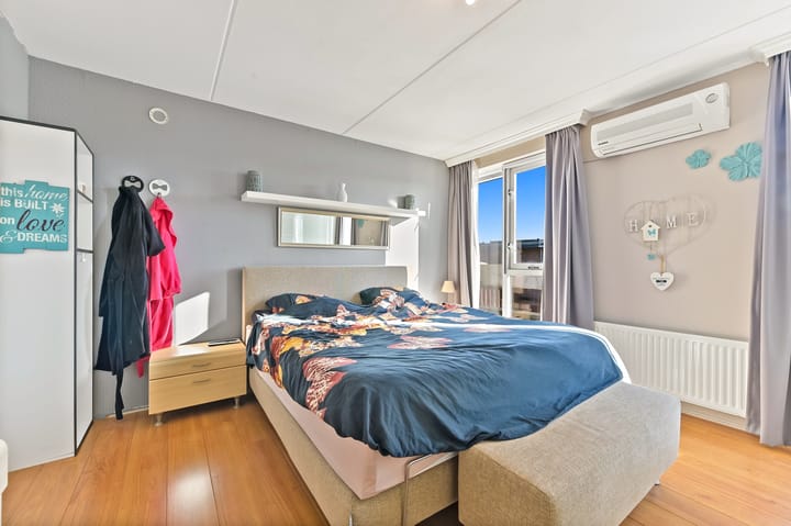 Photo 38 of Raad van Europalaan 43