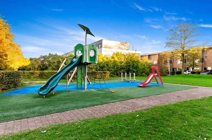 Photo 42 of Raad van Europalaan 43