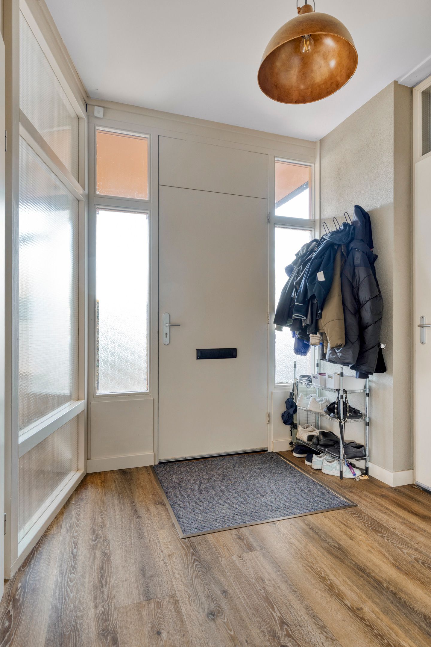 Photo 10 of Marga Klompéland 13