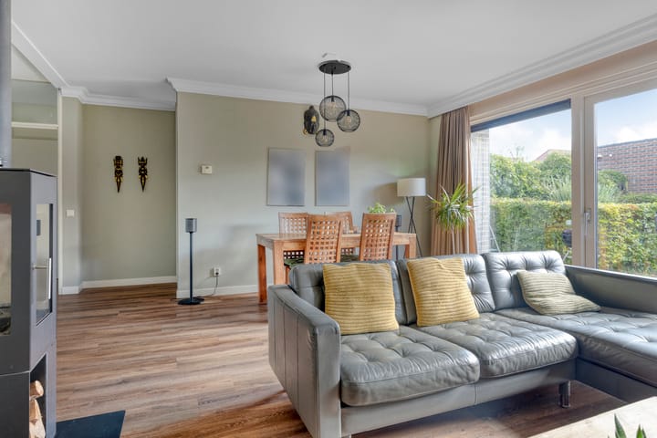 Photo 15 of Marga Klompéland 13