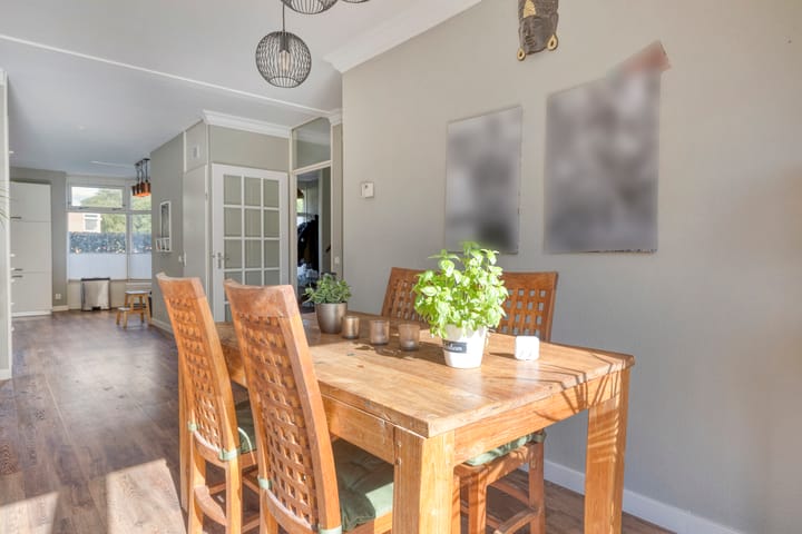 Photo 17 of Marga Klompéland 13