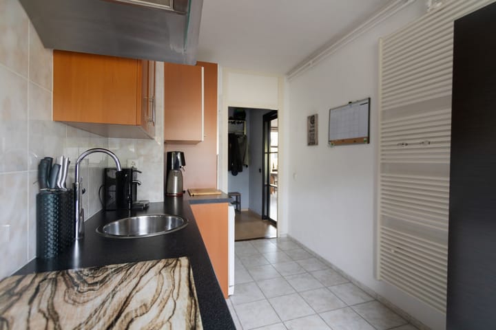 Photo 17 of Leliestraat 12