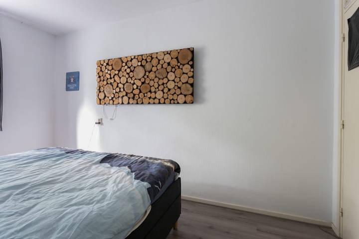 Photo 19 of Leliestraat 12