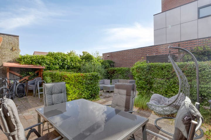 Photo 40 of Marga Klompéland 13