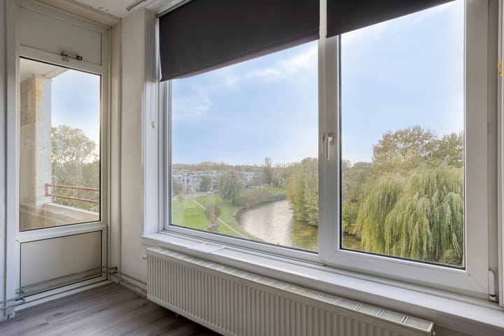 Photo 6 of Schaepmanstraat 175