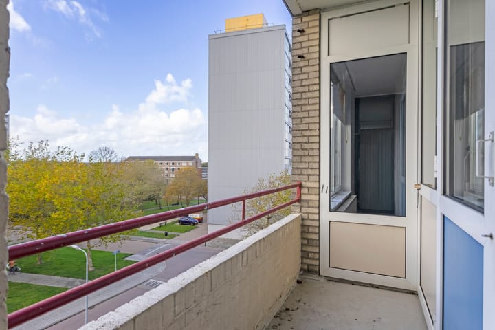 Photo 10 of Schaepmanstraat 175