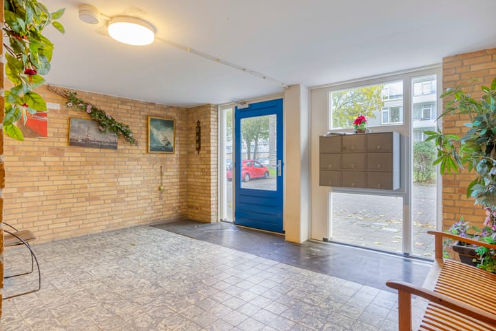 Photo 22 of Schaepmanstraat 175