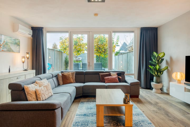 Photo 20 of Veenendaalstraat 151