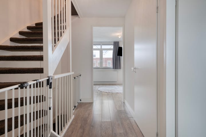 Photo 22 of Veenendaalstraat 151