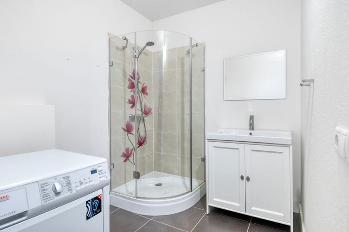 Photo 39 of Veenendaalstraat 151