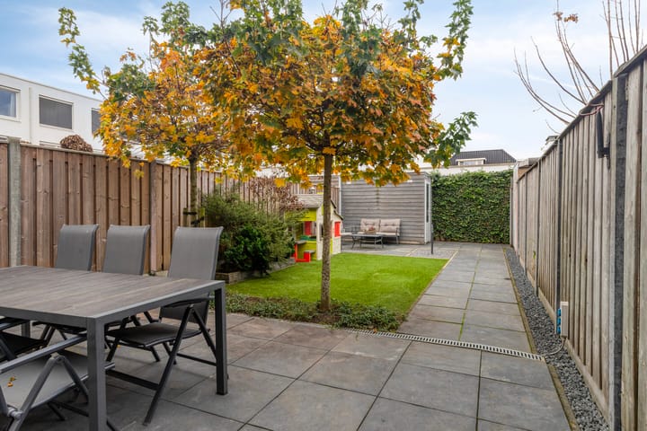 Photo 44 of Veenendaalstraat 151