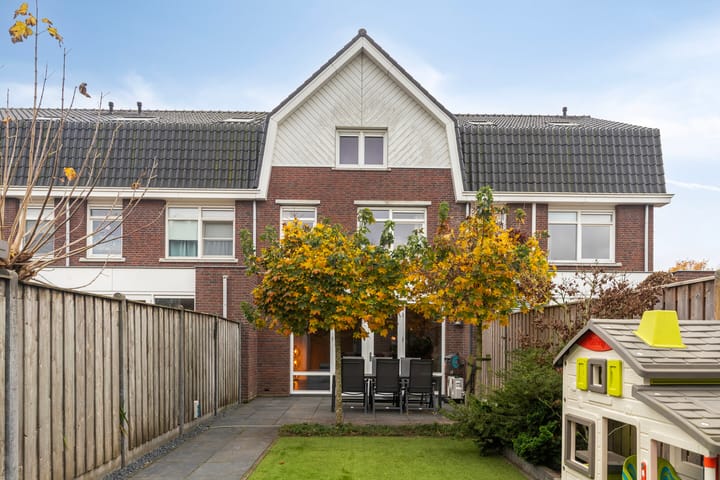 Photo 46 of Veenendaalstraat 151