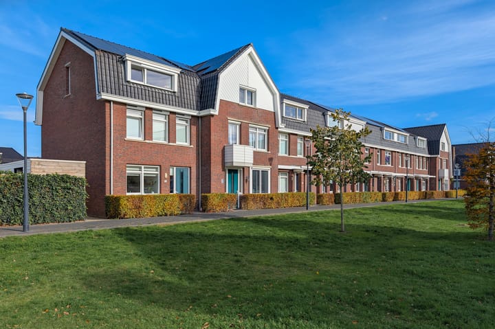 Photo 48 of Veenendaalstraat 151