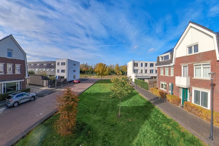 Photo 55 of Veenendaalstraat 151