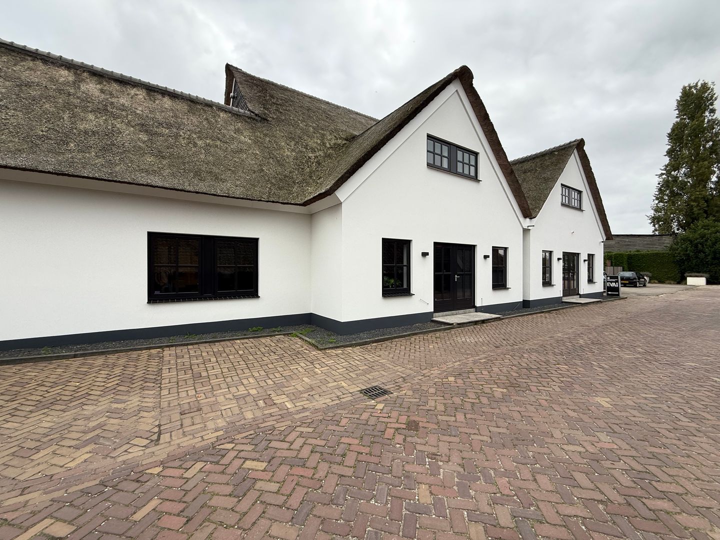 Bekijk foto 2 van Zuidhollandsedijk 181