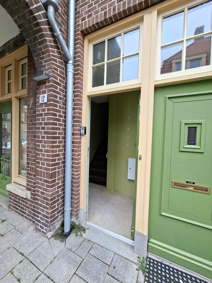 Photo 2 of Zilverschoonstraat 12