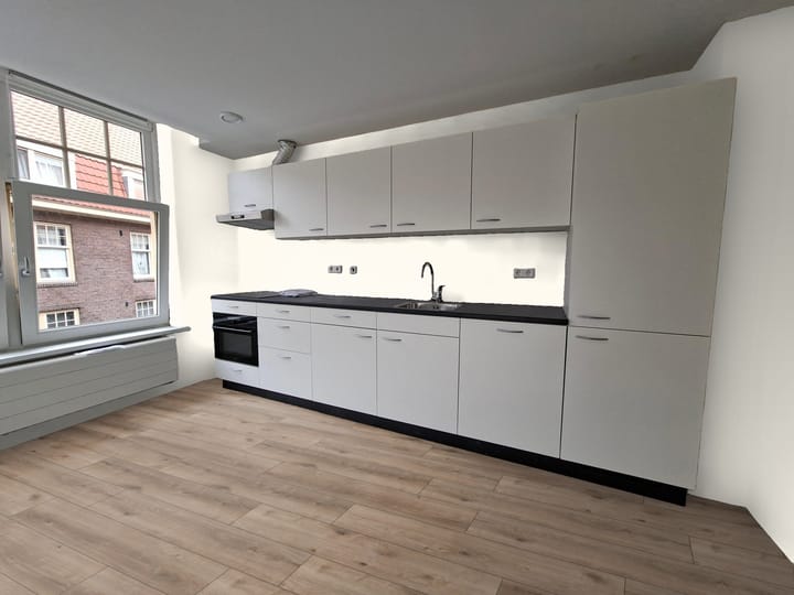 Photo 3 of Zilverschoonstraat 12