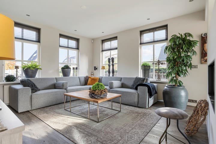 Foto 9 van Julianastraat 86