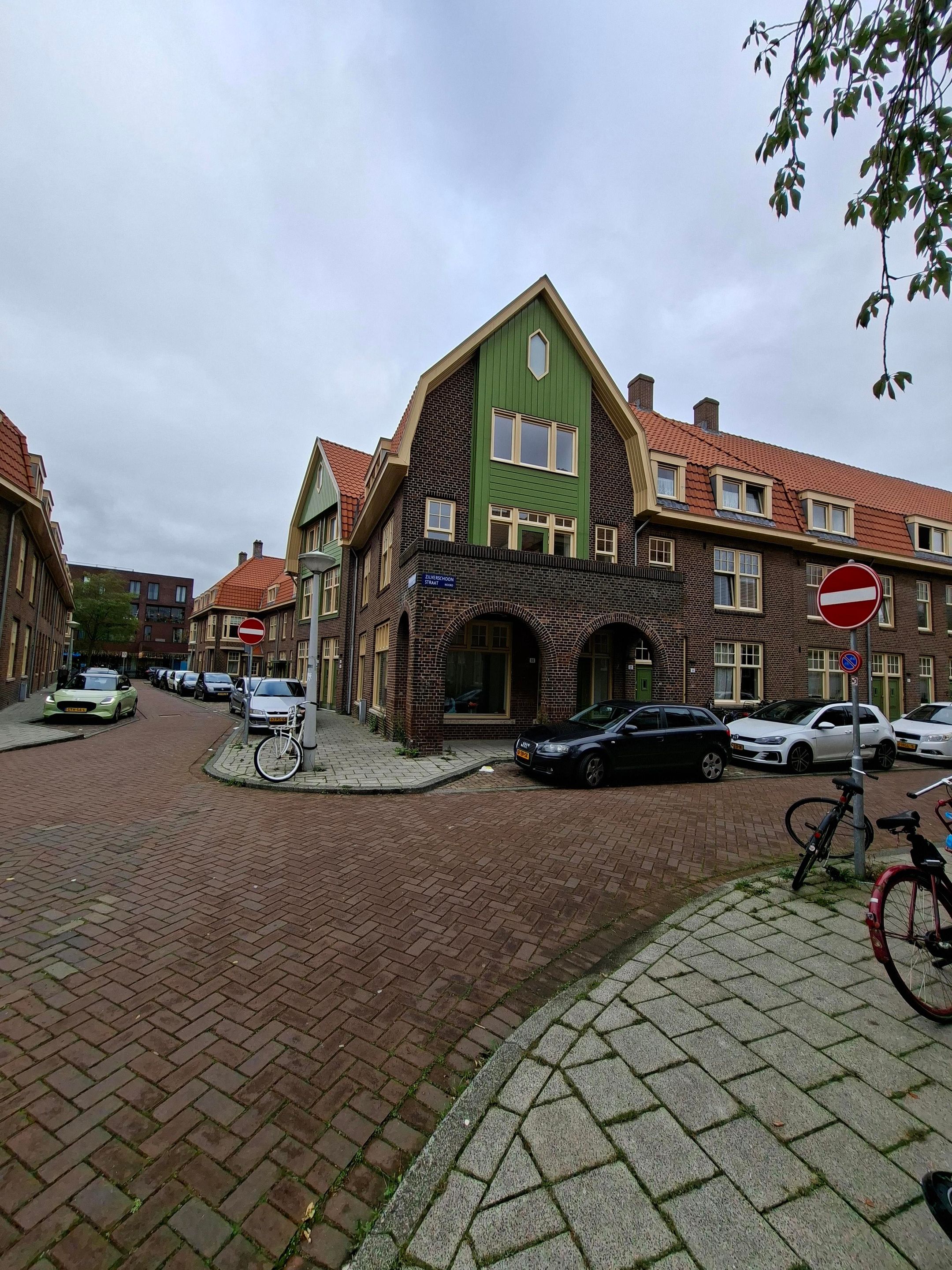 Photo 36 of Zilverschoonstraat 12