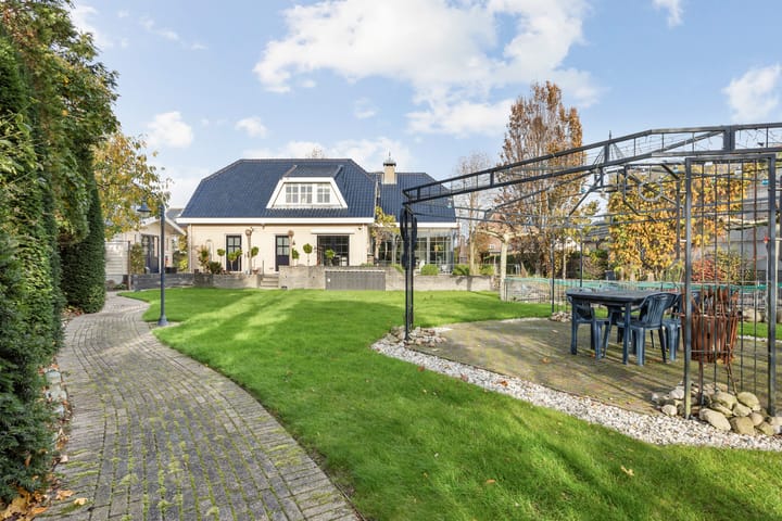 Foto 56 van Julianastraat 86