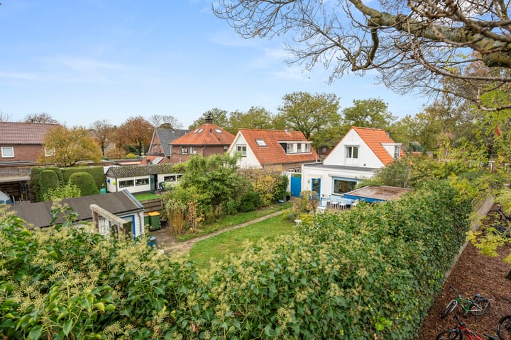 Photo 2 of Acacialaan 32