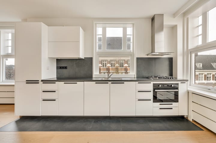 Foto 7 van Minervaplein 13-4