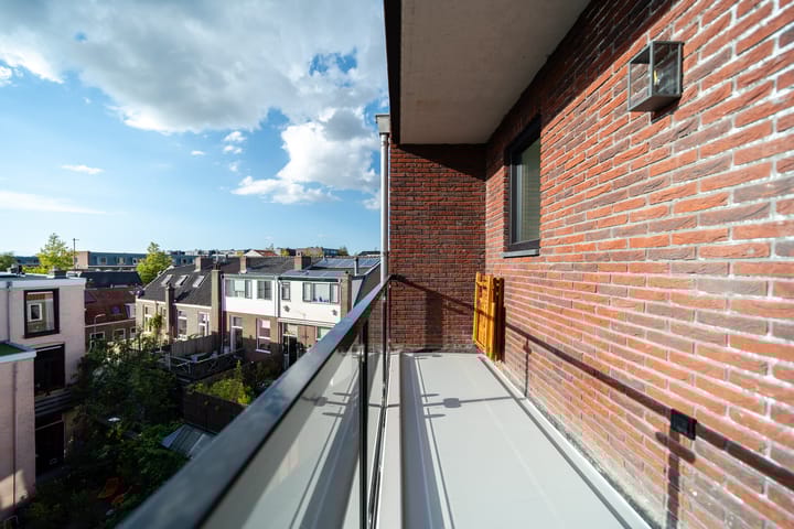 Photo 5 of Vroomstraat 16-C