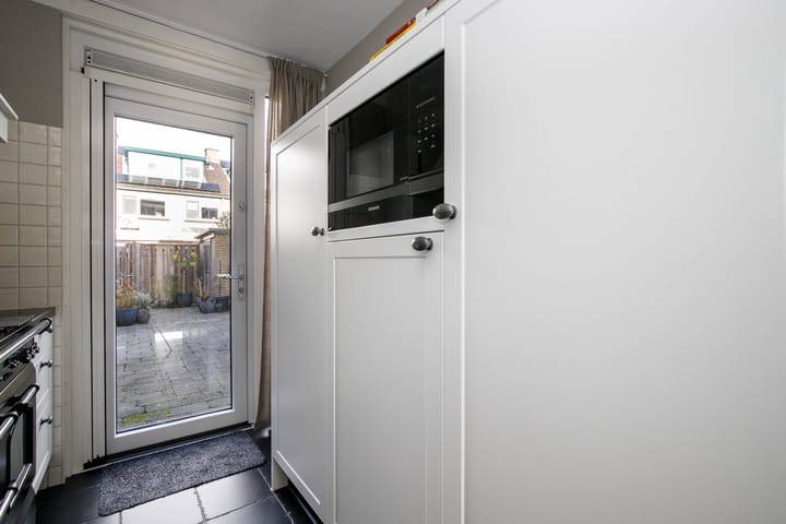 Foto 17 van Balsemkruid 62