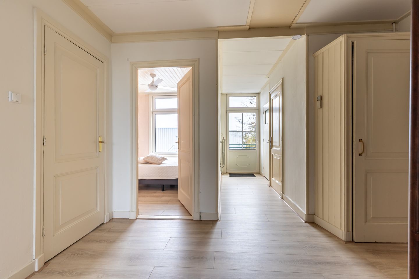 Foto 20 van Rijksstraatweg 100-A