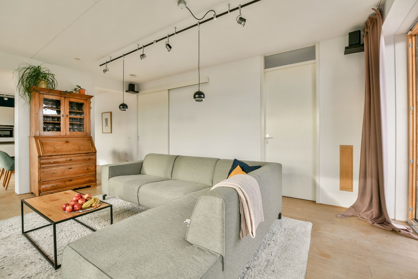 Foto 10 van Carolina MacGillavrylaan 123