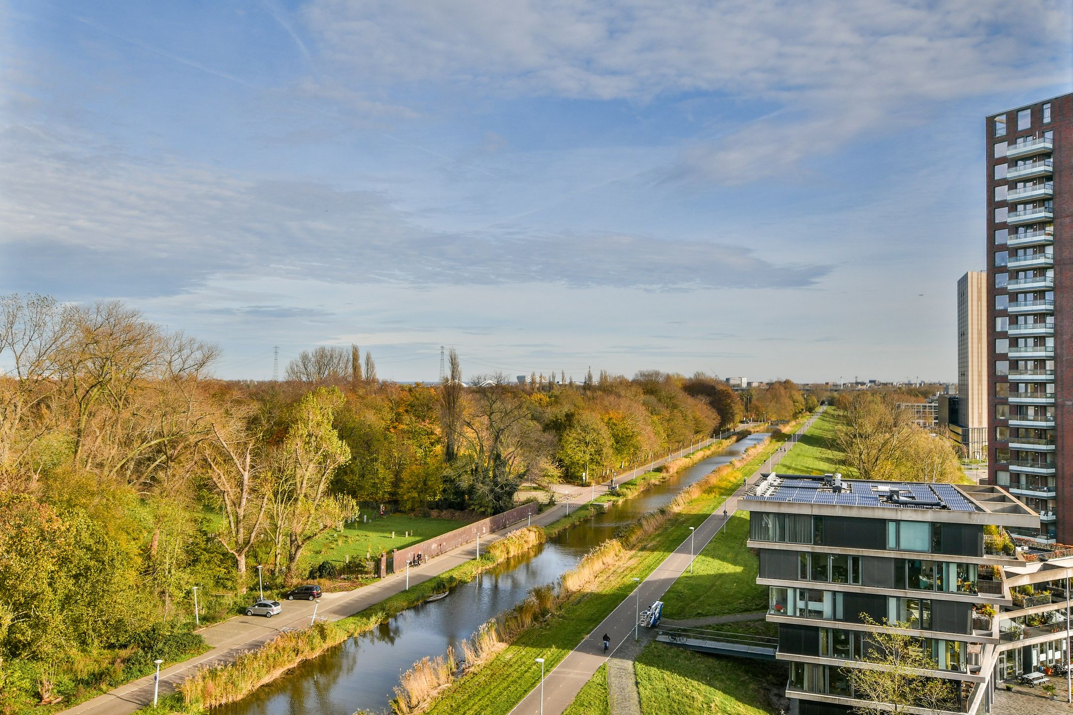 Foto 9 van Carolina MacGillavrylaan 123