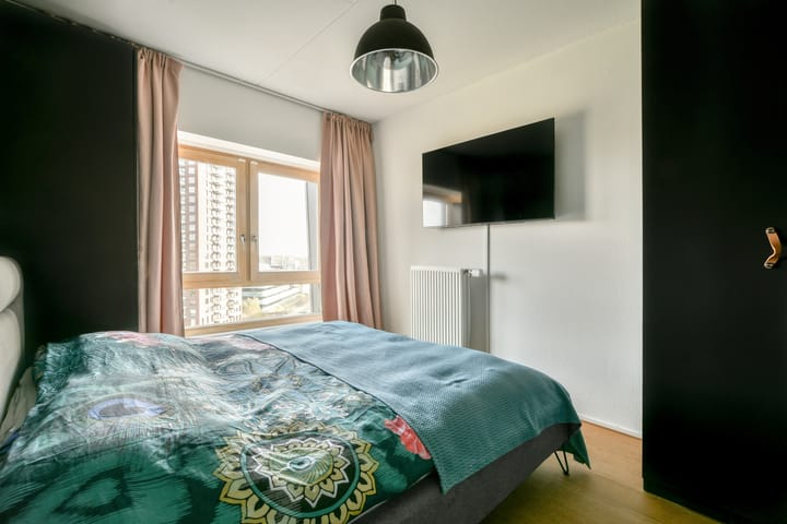 Photo 21 of Carolina MacGillavrylaan 123