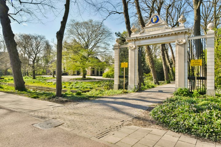 Photo 32 of Carolina MacGillavrylaan 123