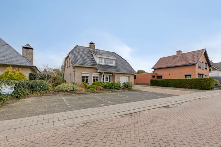 Foto 42 van Irenestraat 36