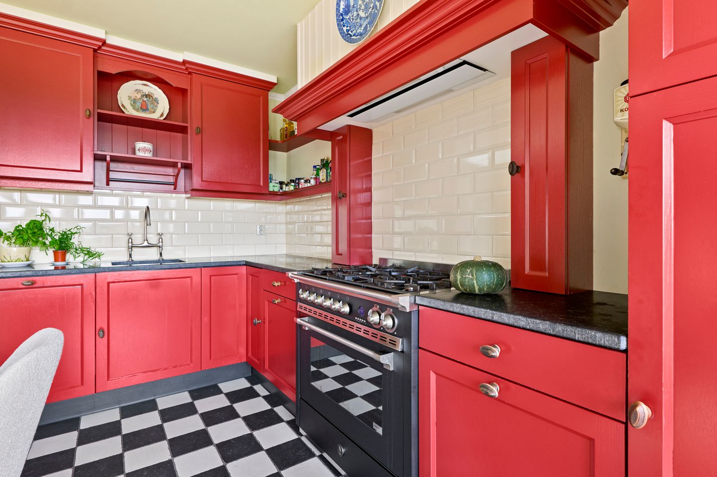 Photo 20 of van Beekstraat 162