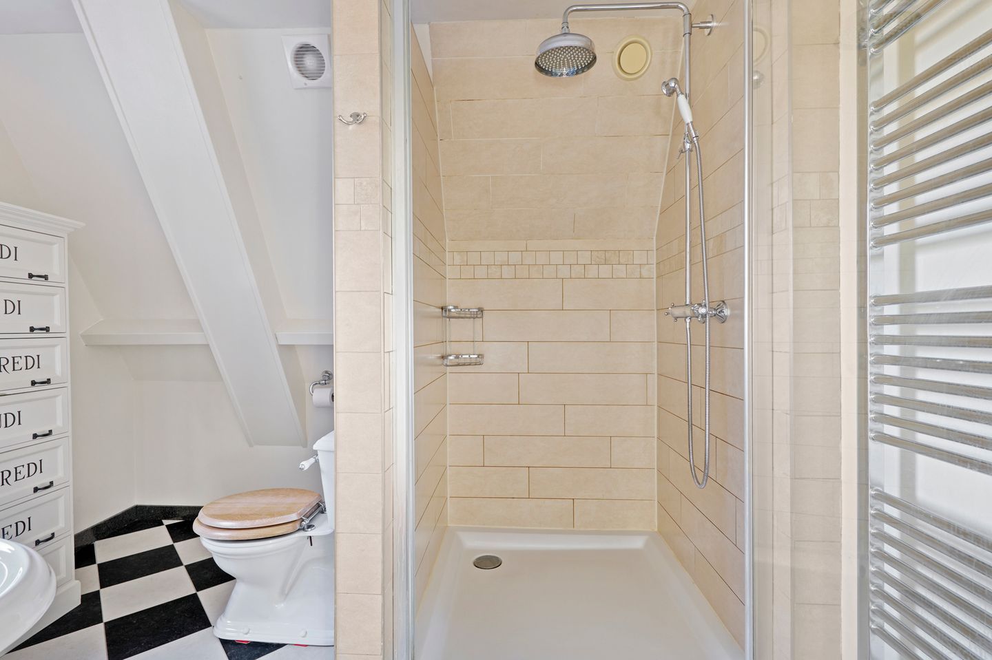 Photo 35 of van Beekstraat 162