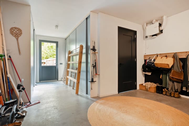 Photo 32 of Trechterbeker 29