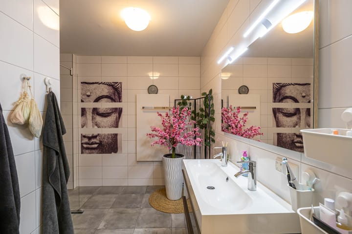 Photo 24 of Traverse 95