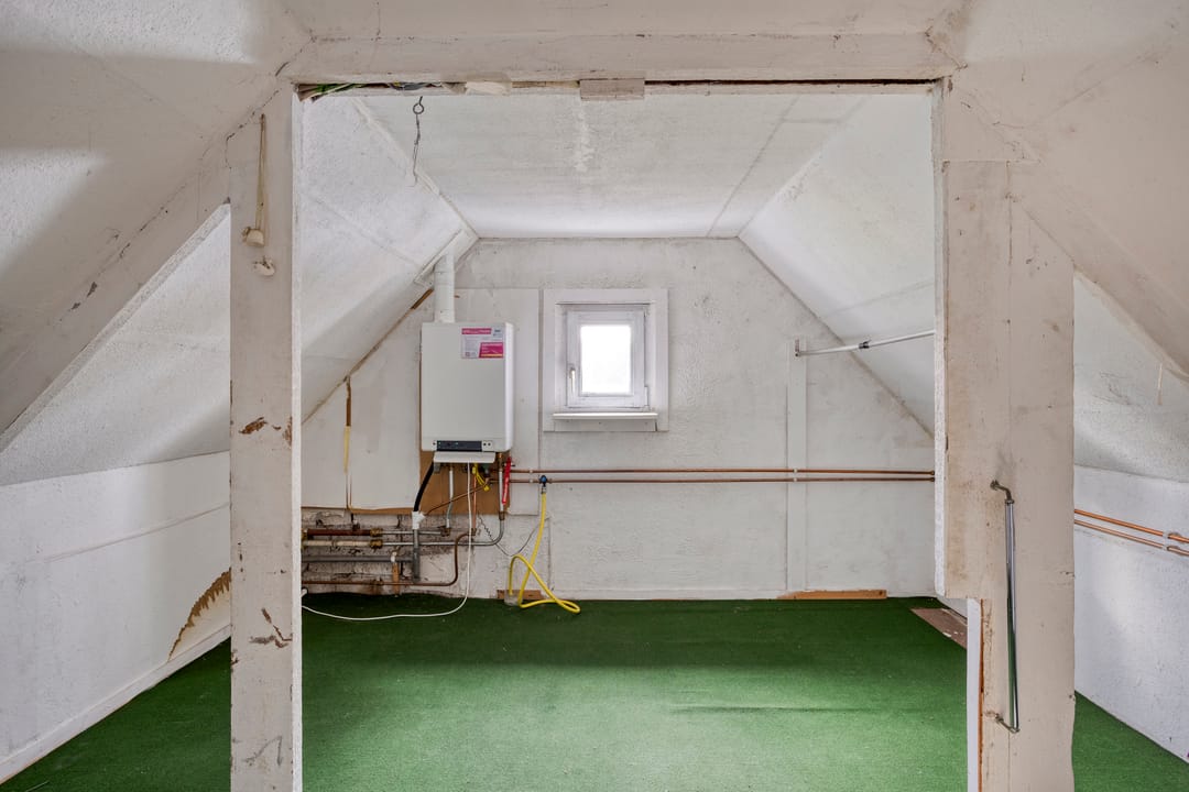 Photo 17 of Madoerastraat 7