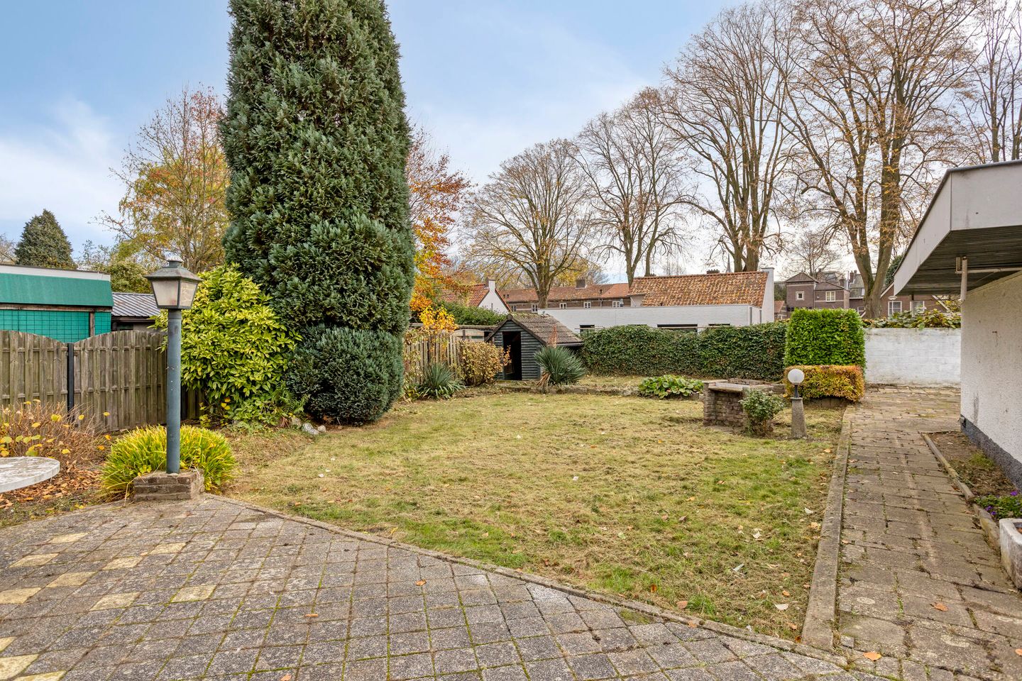 Photo 19 of Madoerastraat 7