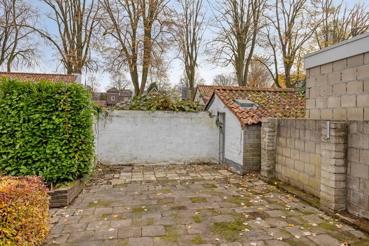 Foto 22 van Madoerastraat 7