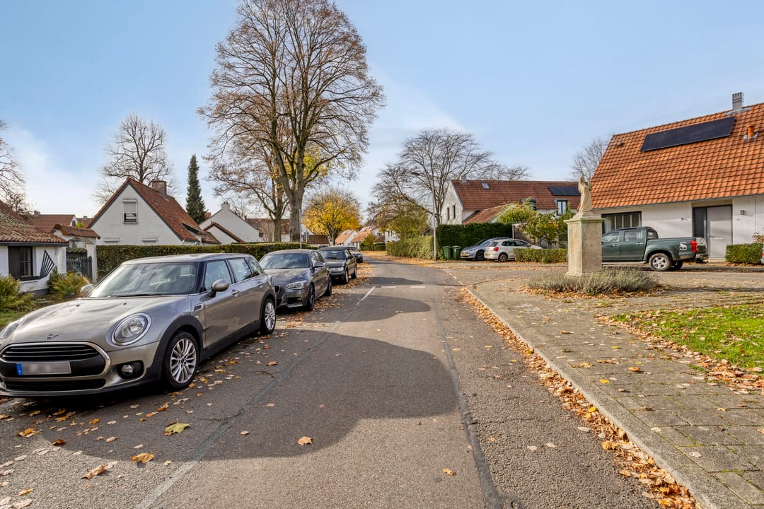 Photo 26 of Madoerastraat 7