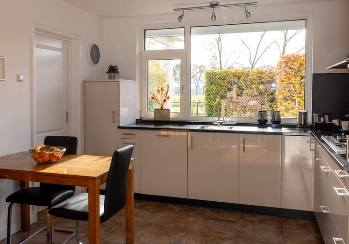 Foto 17 van Leliestraat 9