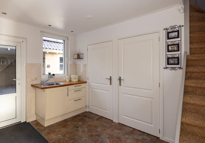 Foto 18 van Leliestraat 9