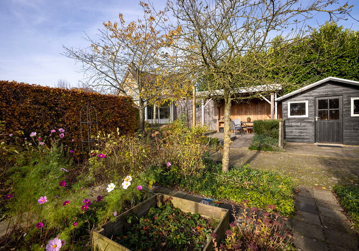 Foto 38 van Leliestraat 9