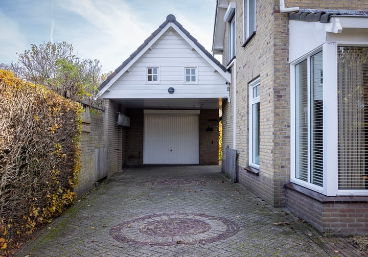 Foto 8 van Leliestraat 9