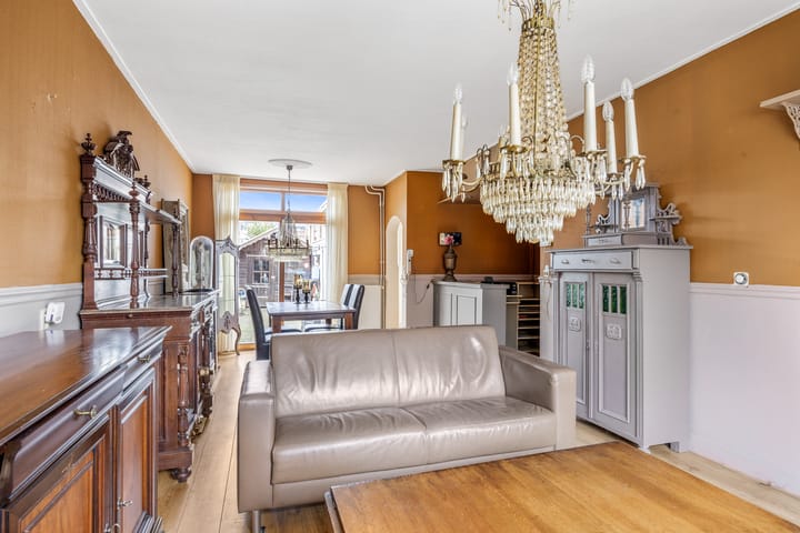 Photo 7 of Leliestraat 25