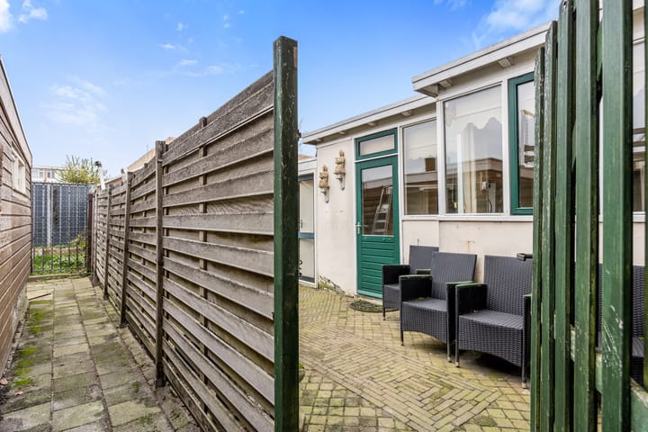 Photo 28 of Leliestraat 25