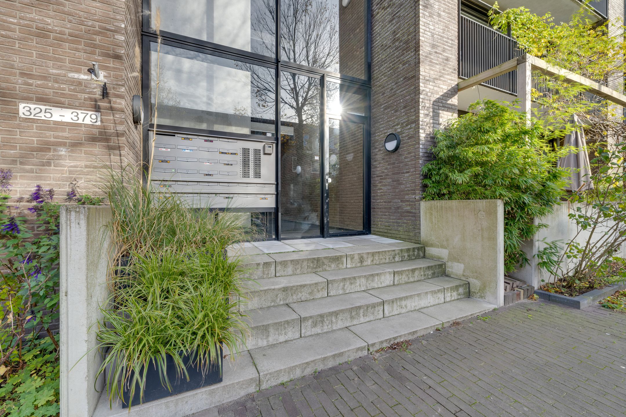 Photo 6 of Emmy Andriessestraat 379