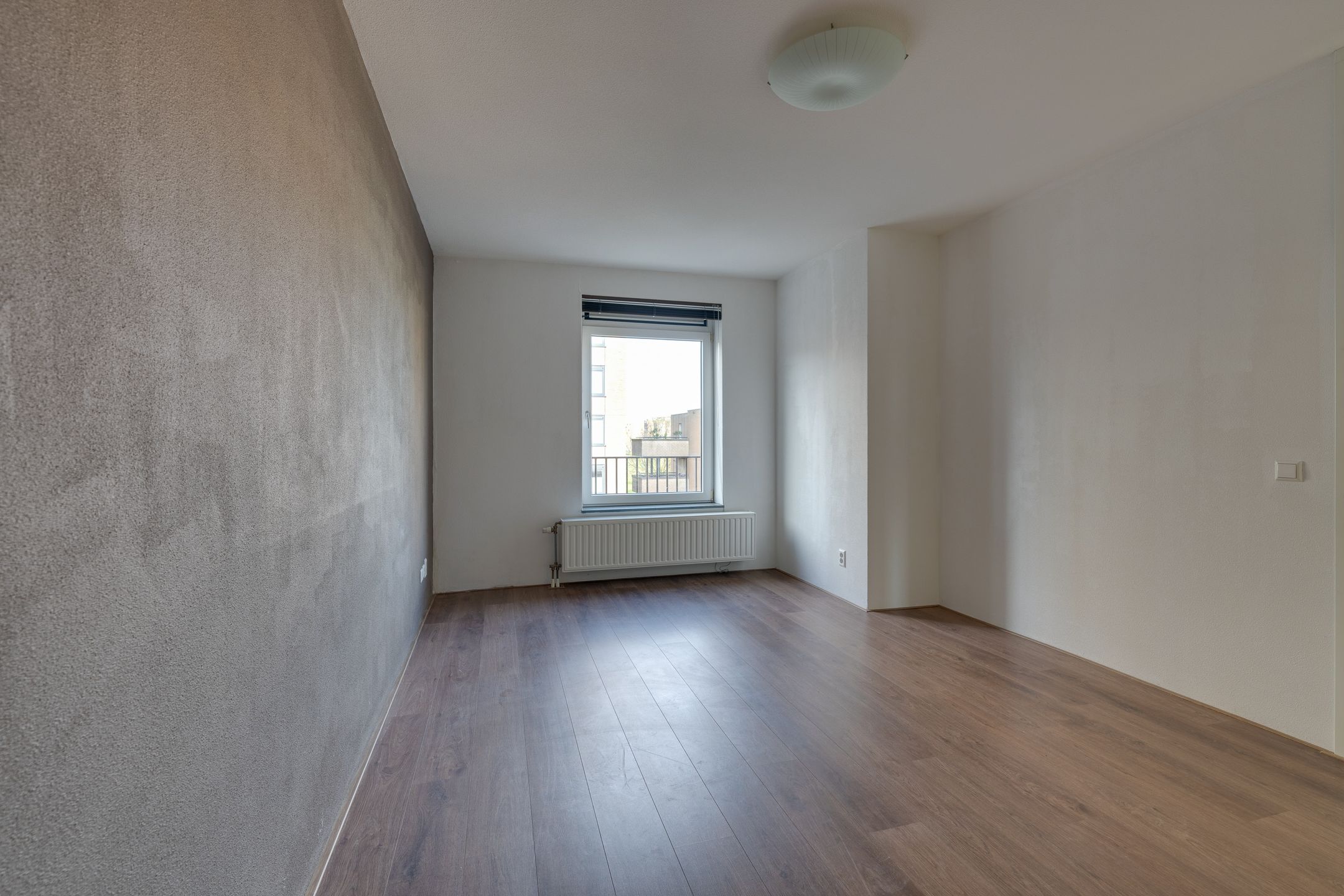 Photo 33 of Emmy Andriessestraat 379